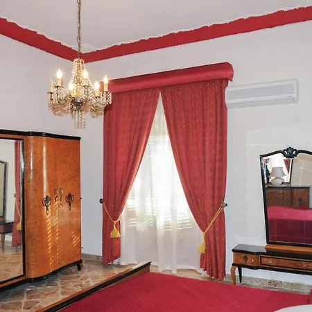 Casa Calisi テッラジーニ